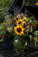 Load image into Gallery viewer, Centerpiece

